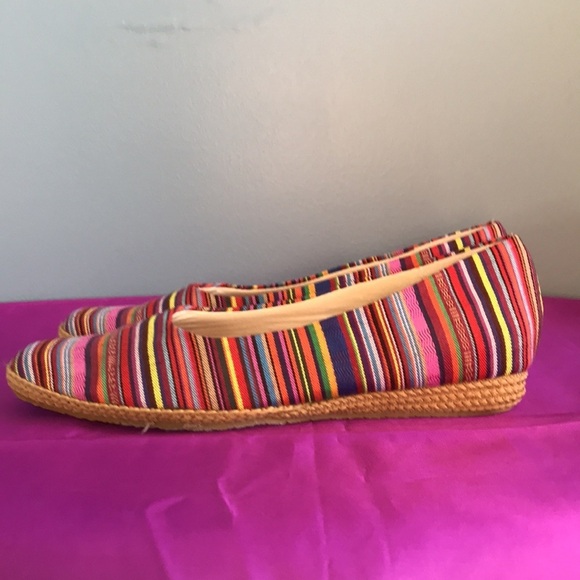 Beacon striped colorful linen slip on flat sandals Guatemalan style size 9.5 - Picture 4 of 13